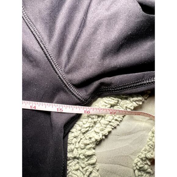 Old Navy Active mesh back long sleeve crop top womens XS athleisure balletcore - Picture 6 of 6